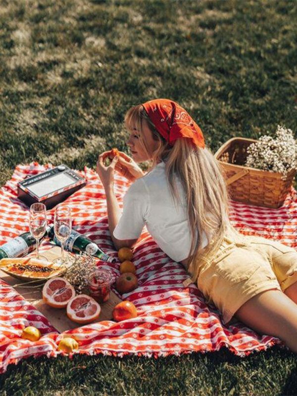 TOP] 15+ ý tưởng tạo dáng chụp ảnh picnic cực xinh ấn tượng