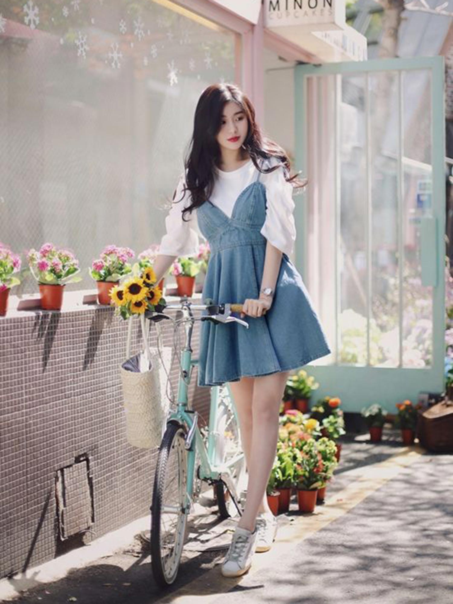 Yếm váy kaki jean denim Ulzzang rộng (Nhiều size, Có Set, Đen, Trắng) - Yếm  nữ Kyubi VY033 | Shopee Việt Nam