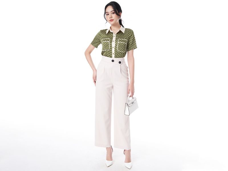 Áo sơ mi tay ngắn form rộng kết hợp cùng quần culottes