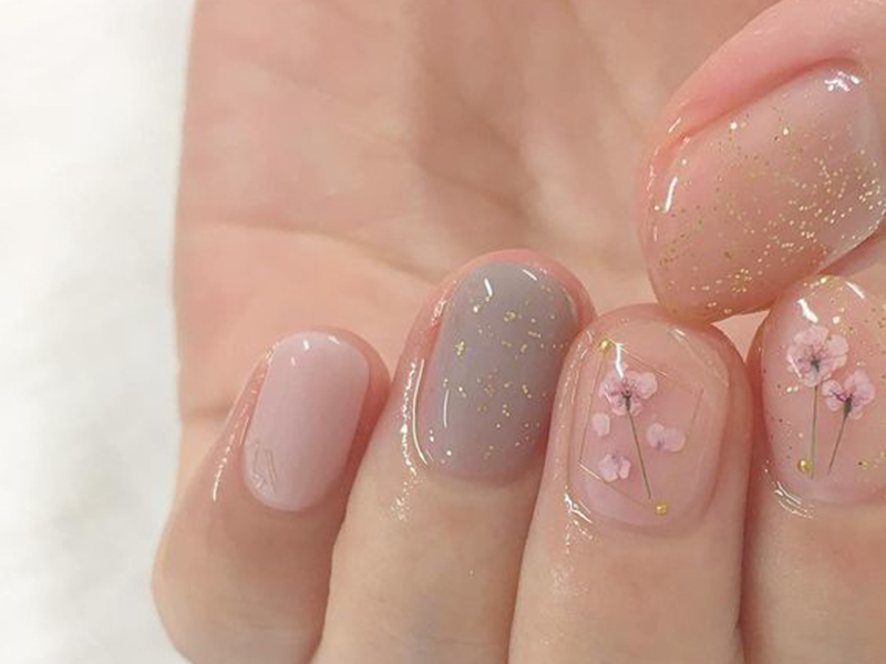 Nail tết hoa xinh xắn cho nàng