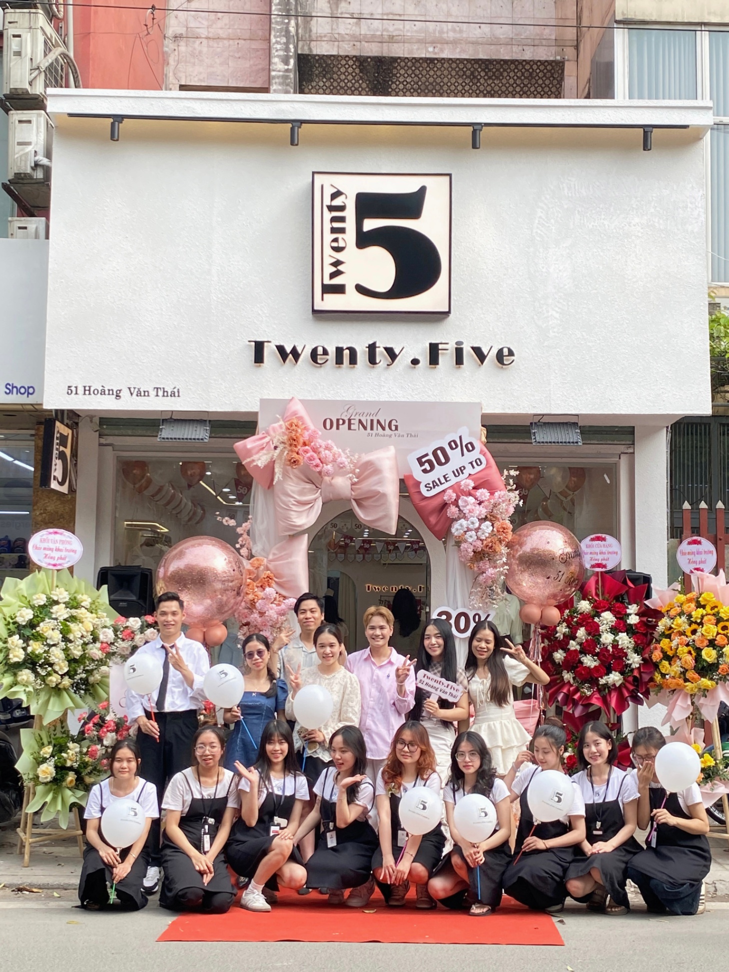 𝐆𝐑𝐀𝐍𝐃 𝐎𝐏𝐄𝐍𝐈𝐍𝐆 CHÀO ĐÓN NGÔI NHÀ  𝐓𝐖𝐄𝐍𝐓𝐘.𝐅𝐈𝐕𝐄 | 51 HOÀNG VĂN THÁI.