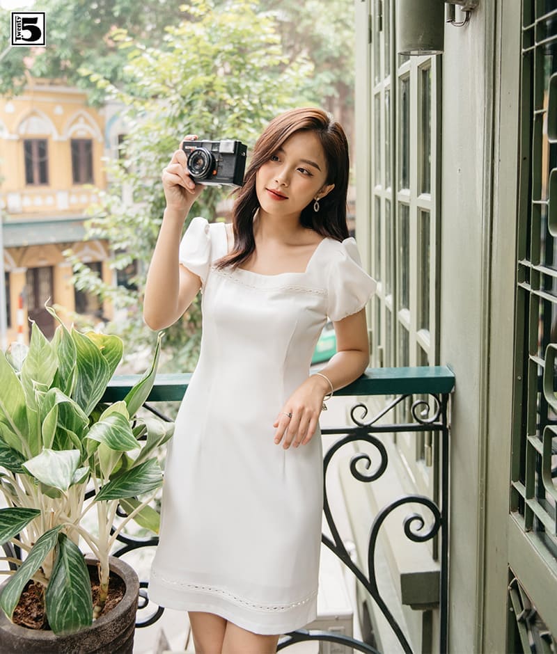 Váy thiết kế trắng lụa Hàn cổ vuông tay dài VTK354 Bống Maxishop