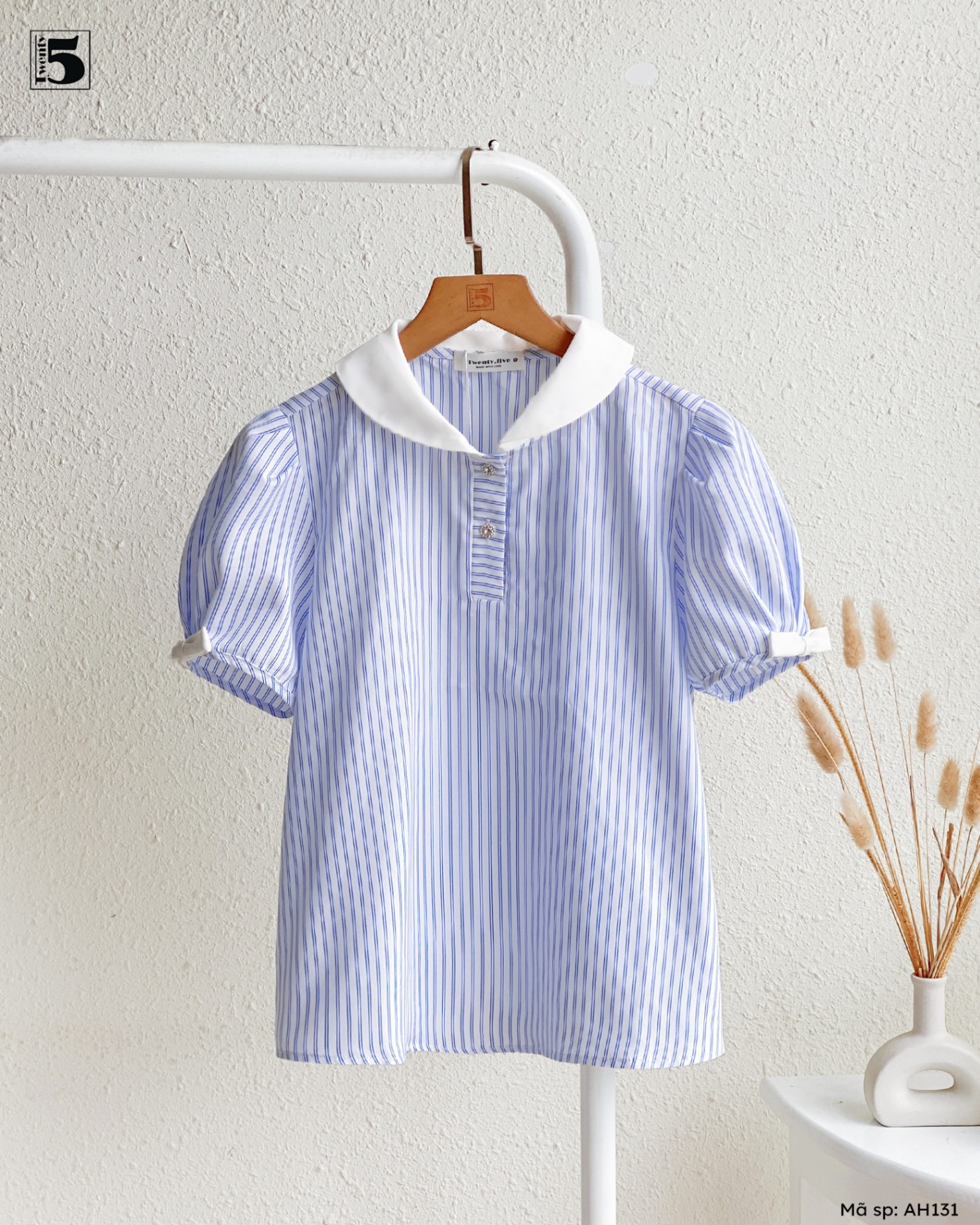 Áo sơ mi ngắn tay AH131-239 nhẹ nhàng thanh lịch, chỉn chu