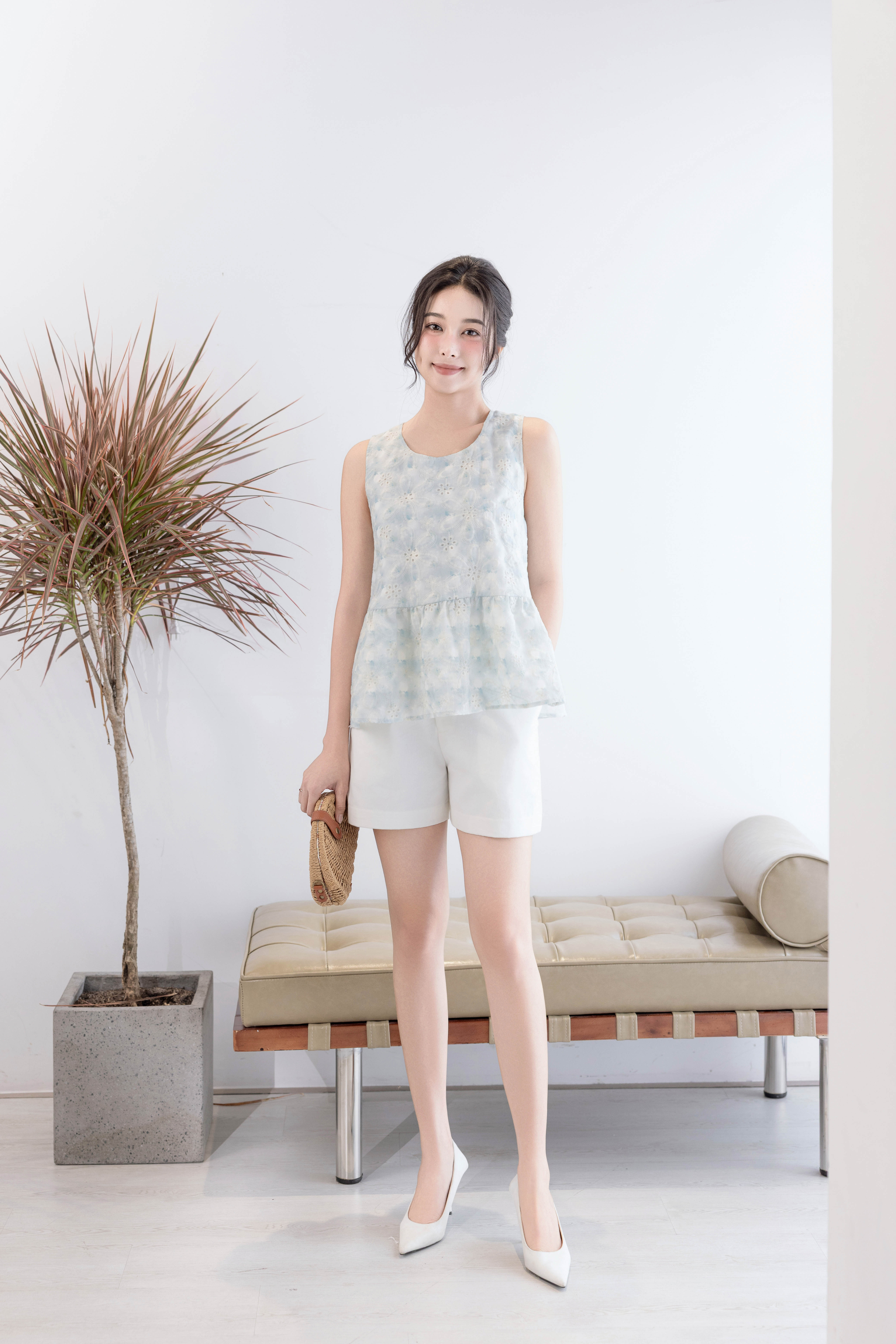 Quần Ngắn BARE SHORT