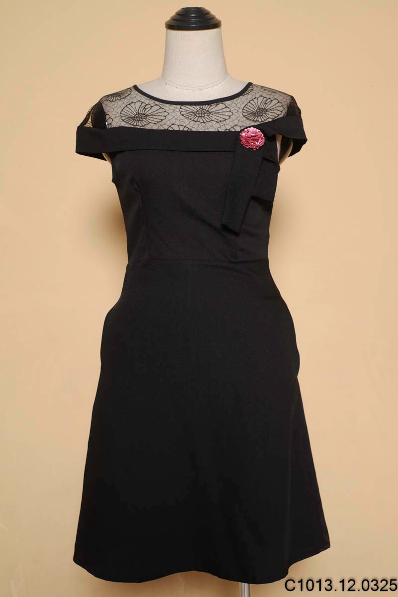 Mã D090: đầm váy đen Phong cách Hepburn ChamCham Shop