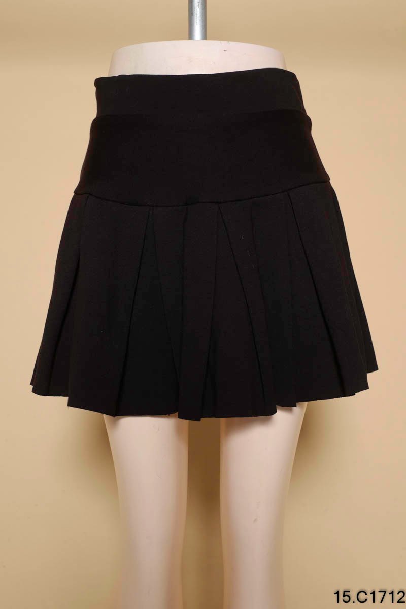 10 cách phối đồ với chân váy đen đơn giản đẹp chuẩn xu hướng