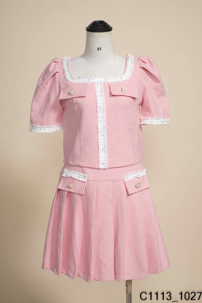 Chân váy hồng kết hợp áo màu gì để cuốn hút và nổi bật | Neva - Thời Trang  NEVA - Luôn Đón Đầu Xu Hướng