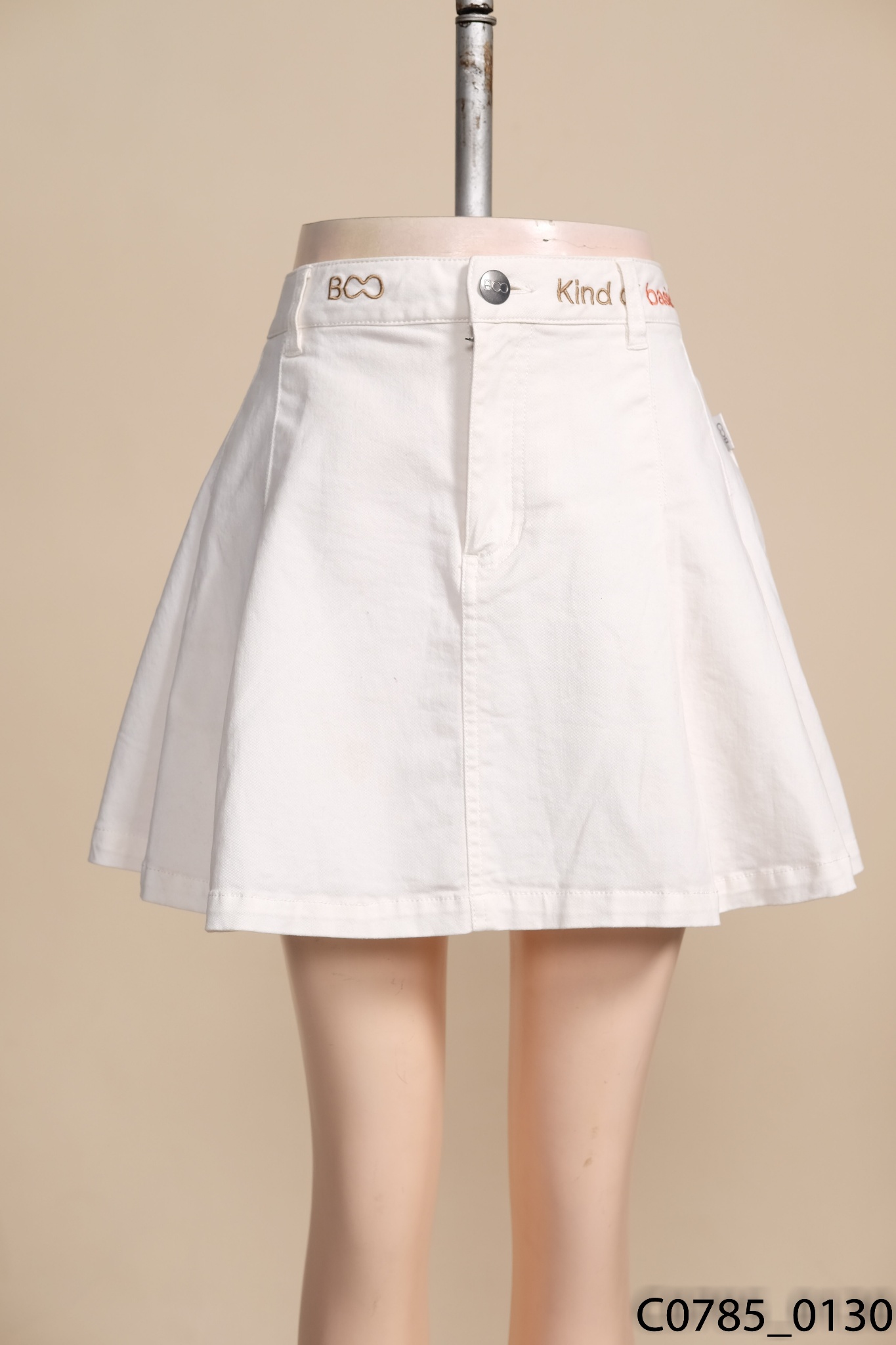 Chân váy nữ ROMWE form rộng cạp cao có túi hộp hai bên loang hình bò sữa  màu trắng - Chân váy dài | ThờiTrangNữ.vn