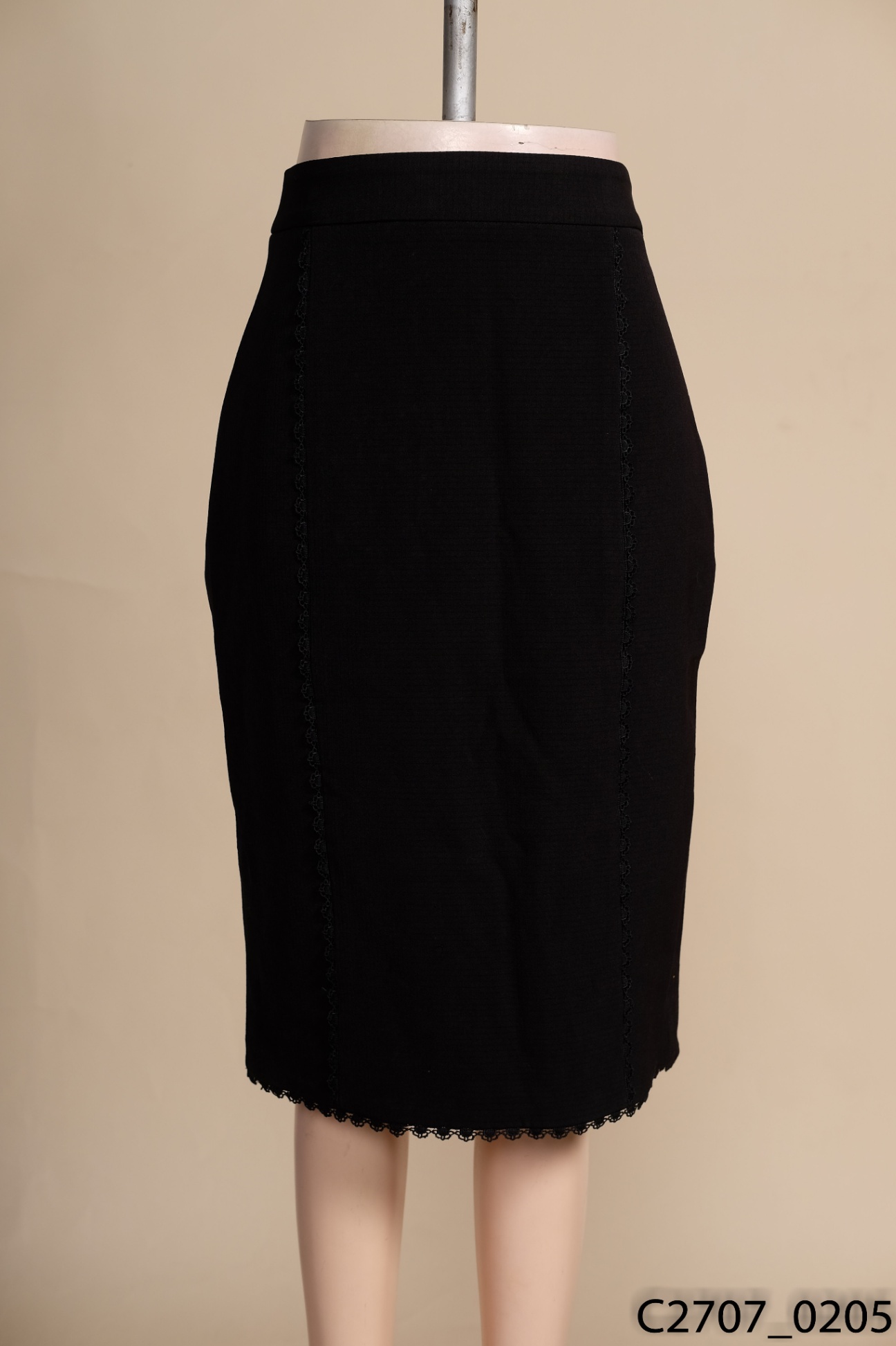 Đầm maxi màu đen cổ yếm vải ren bi tay nơ - Nhập Sỉ Online