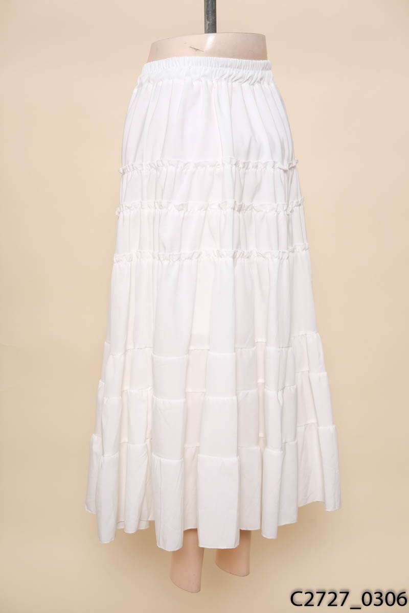 Xu hướng thời trang: Chân váy trắng 