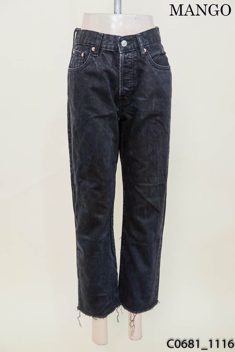 Quần jeans đen suông Mango