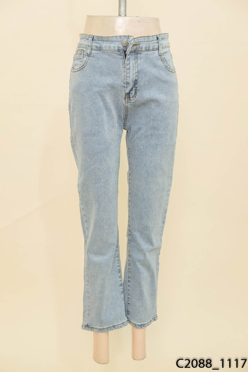 Quần jeans xanh nhạt New Tags