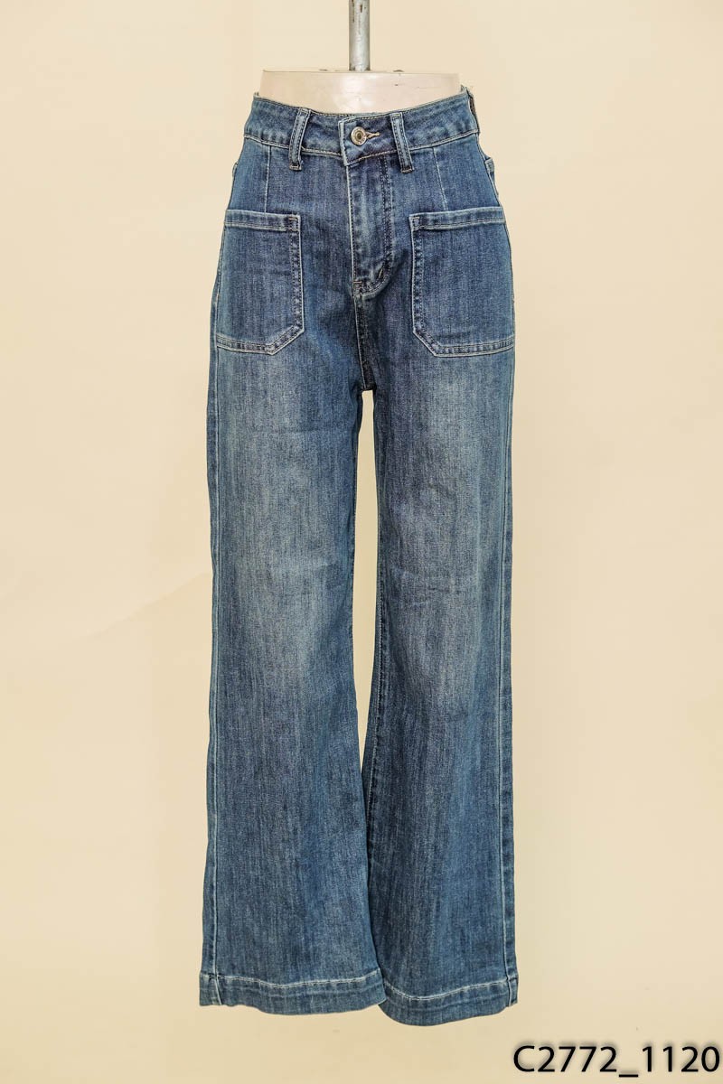 Quần jeans xanh