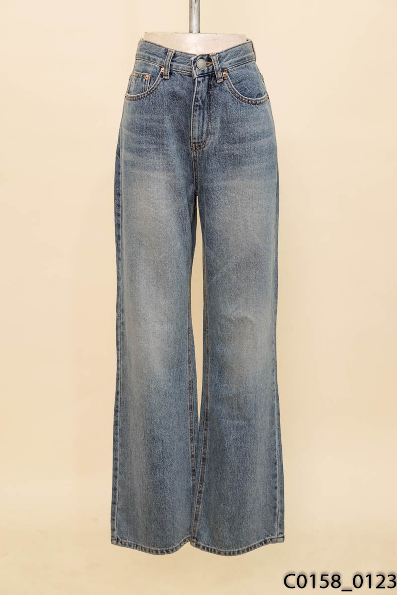 Quần jeans xanh