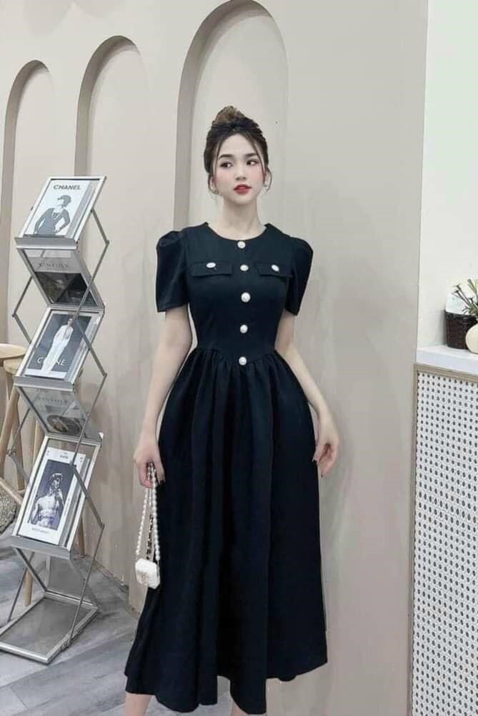 HT DESIGN- Đầm đen khuy ngọc