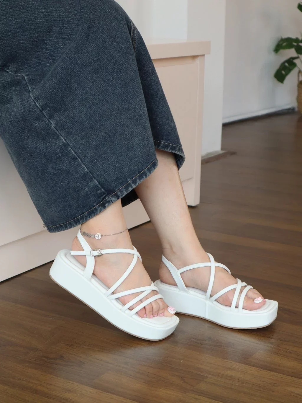 CILLIE-Giày sandal trắng/FULL BOX New Tags