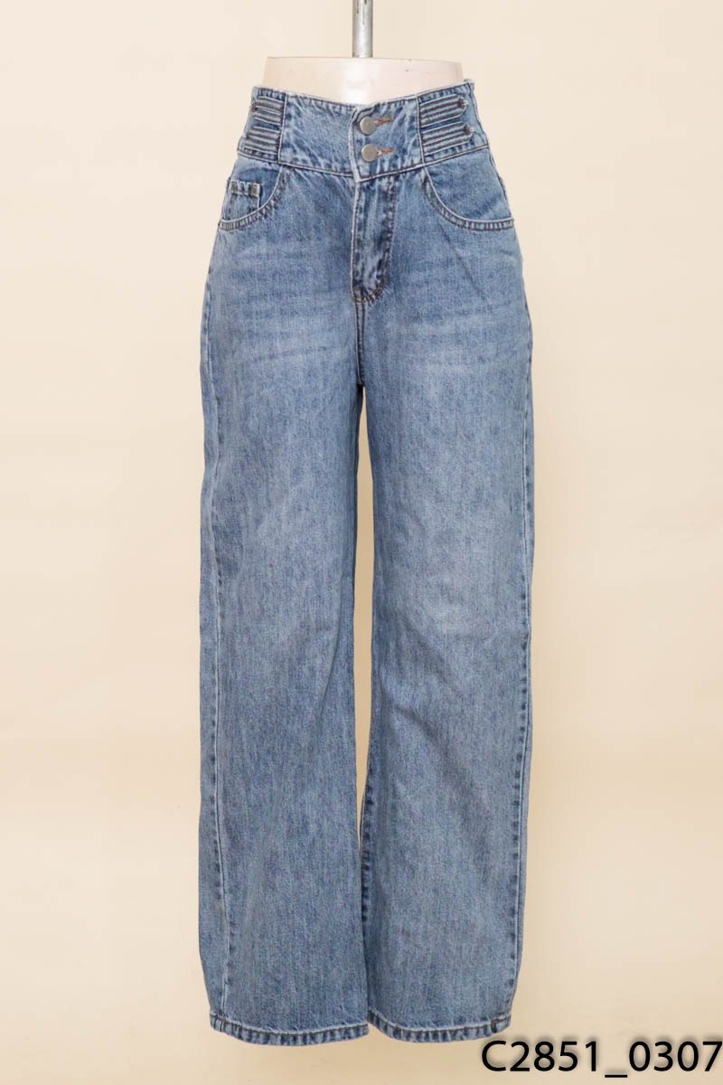 Quần jeans xanh