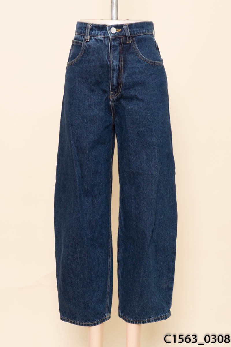 Quần jeans xanh