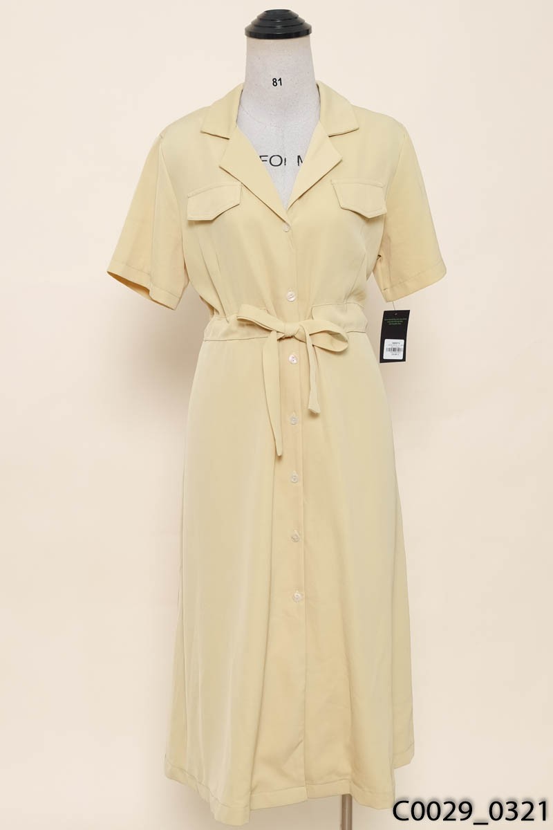 Đầm vàng cổ vest