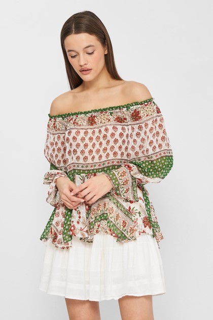 Áo trễ vai phối màu Zara