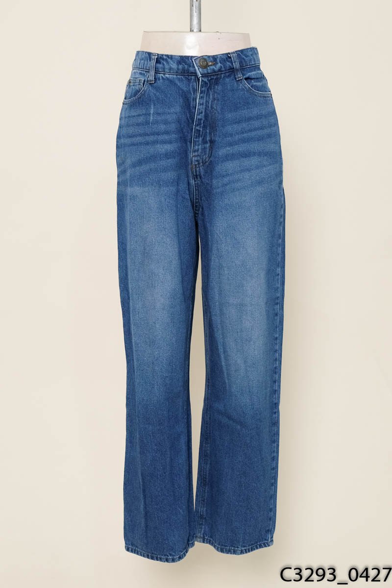 Quần jeans ống đứng