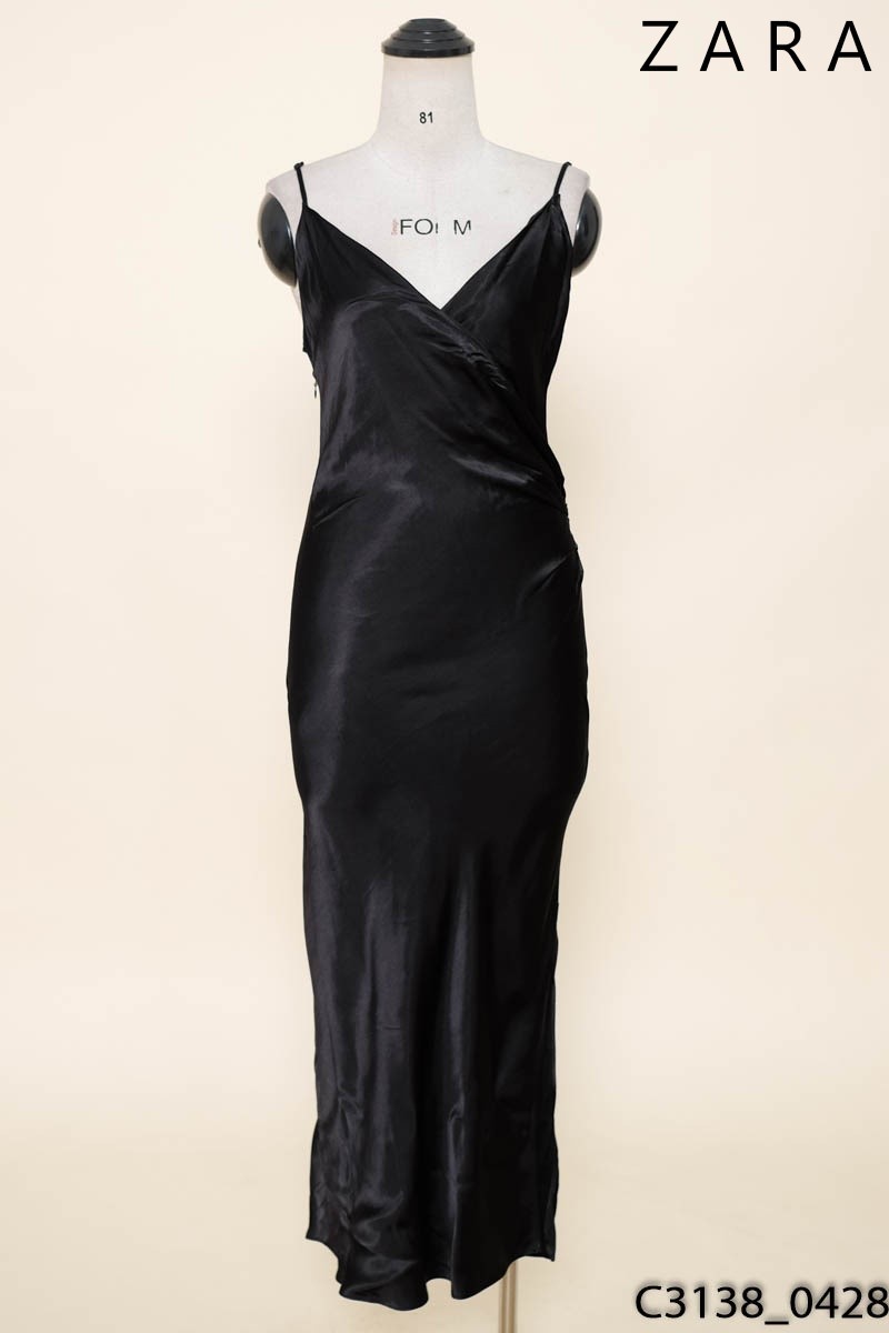 Đầm 2 dây đen Zara