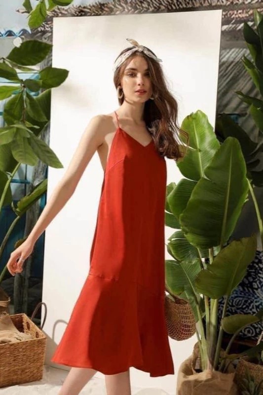 Đầm dây cam đất Adore Dress