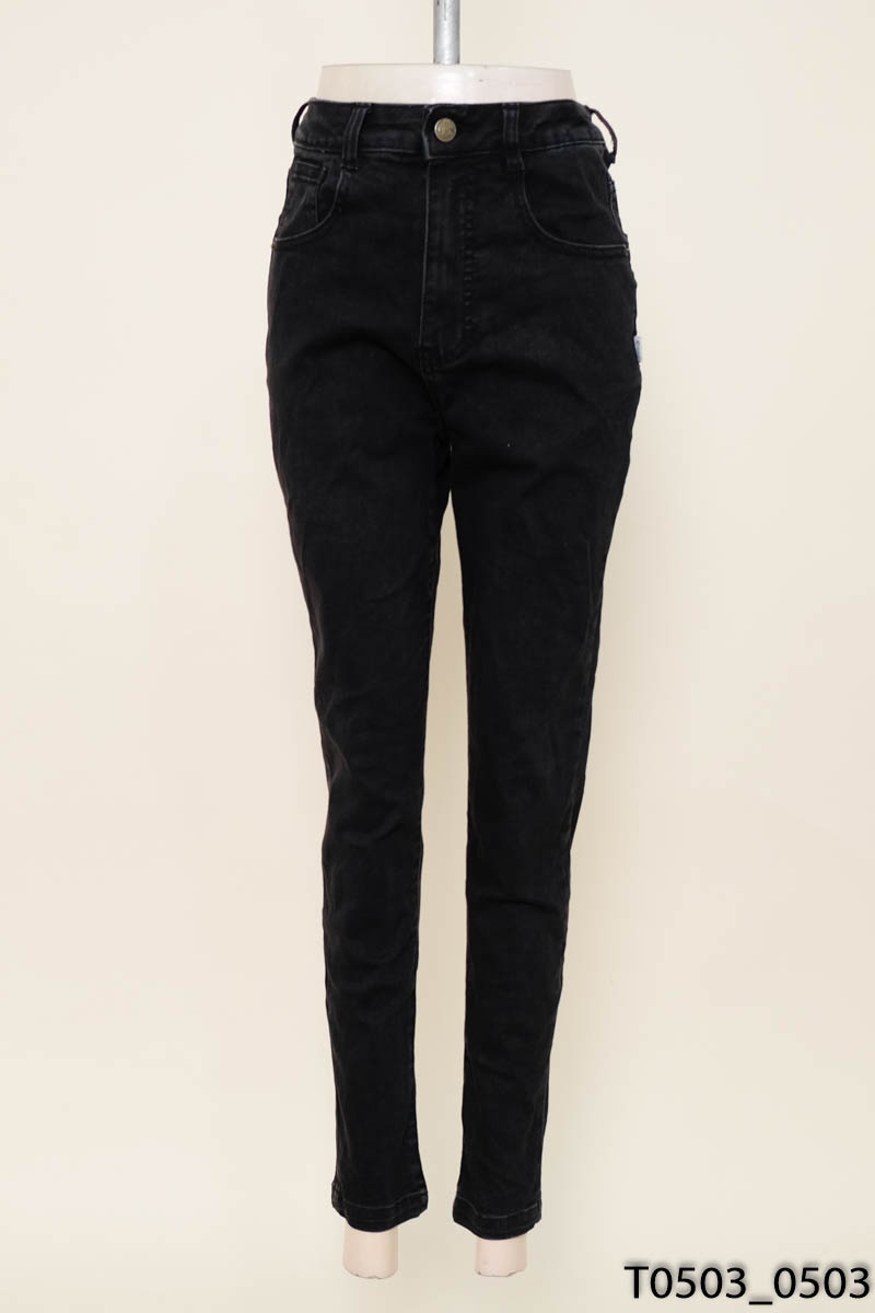 Quần jeans đen C'Chat