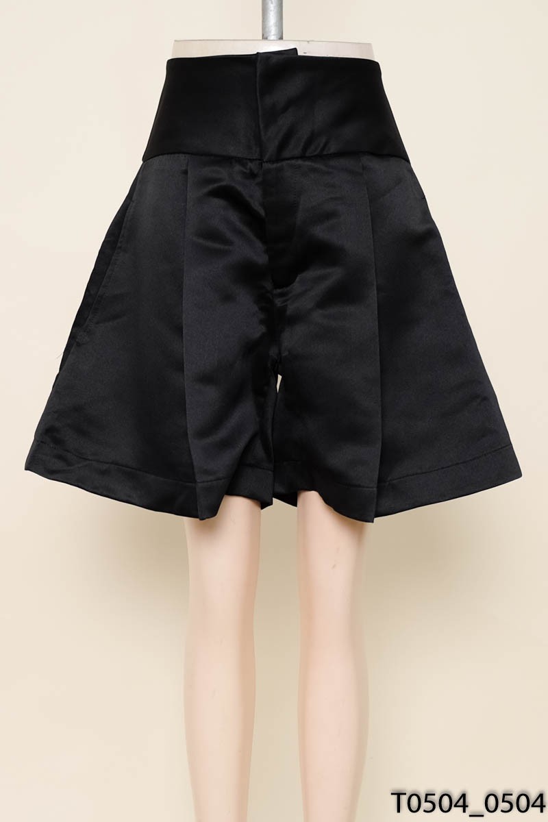 Quần đen New Tags