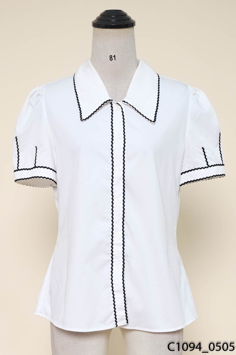LY TRẦN DESIGN- Áo trắng viền chỉ đen