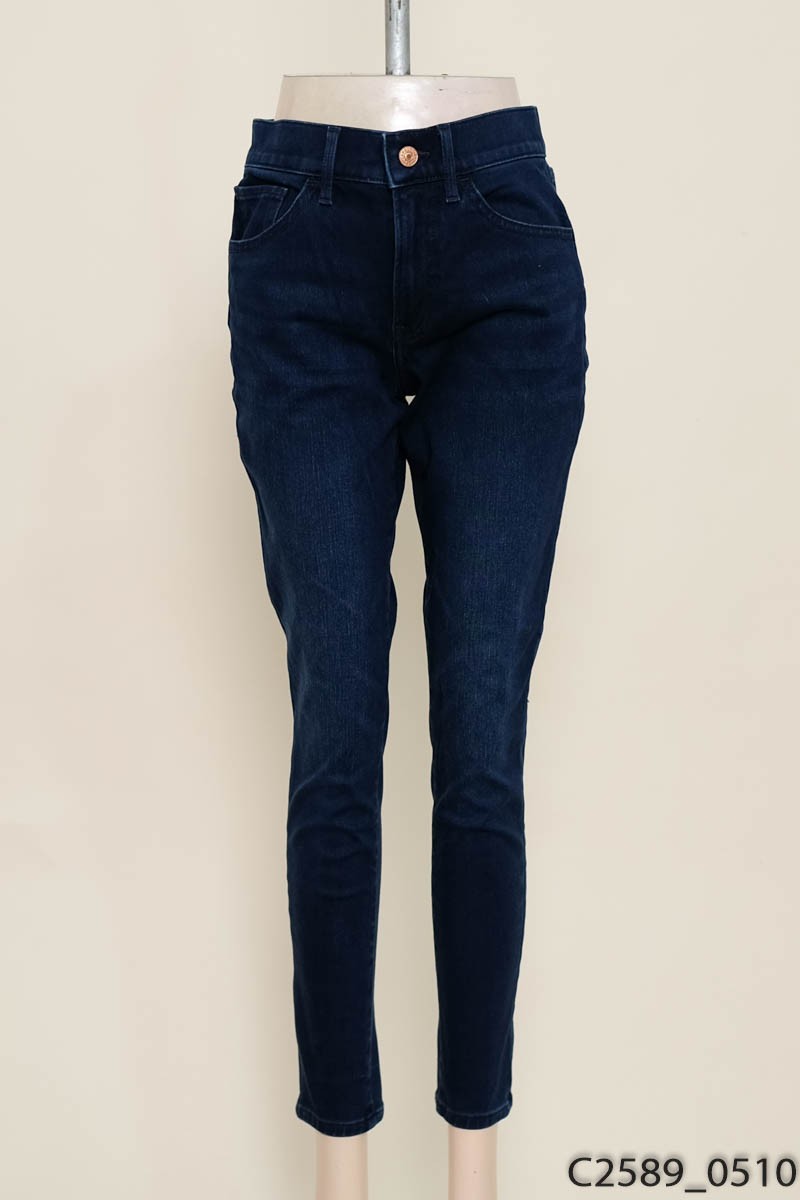 Quần jeans xanh