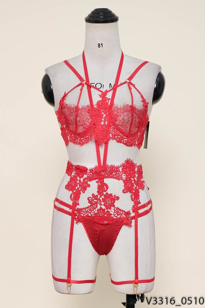 Set 3 món ren đỏ phối lụa New Tags
