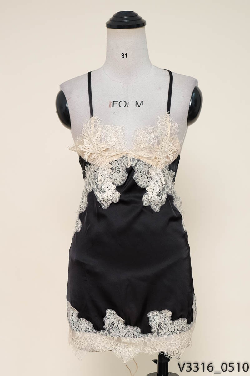 Set lụa ren be New Tags