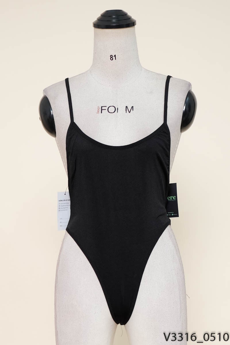 Jumpsuits 2 dây đen New Tags