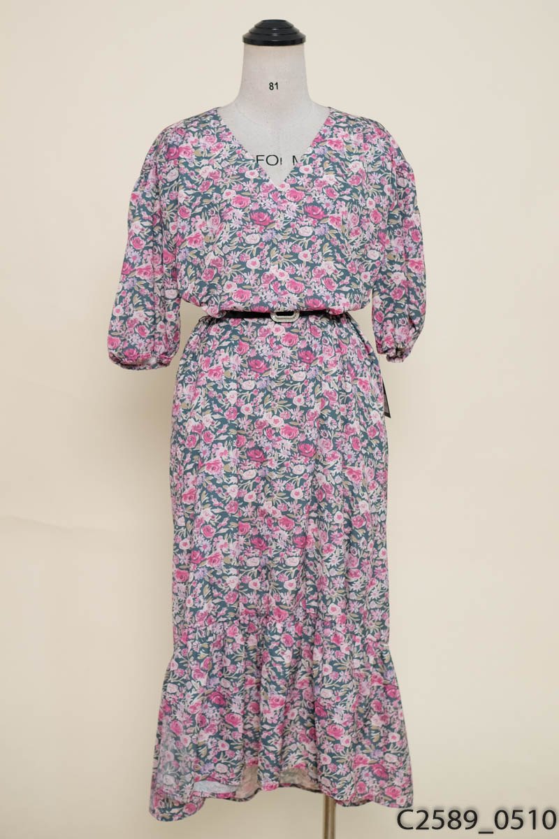Đầm xanh hoa hồng