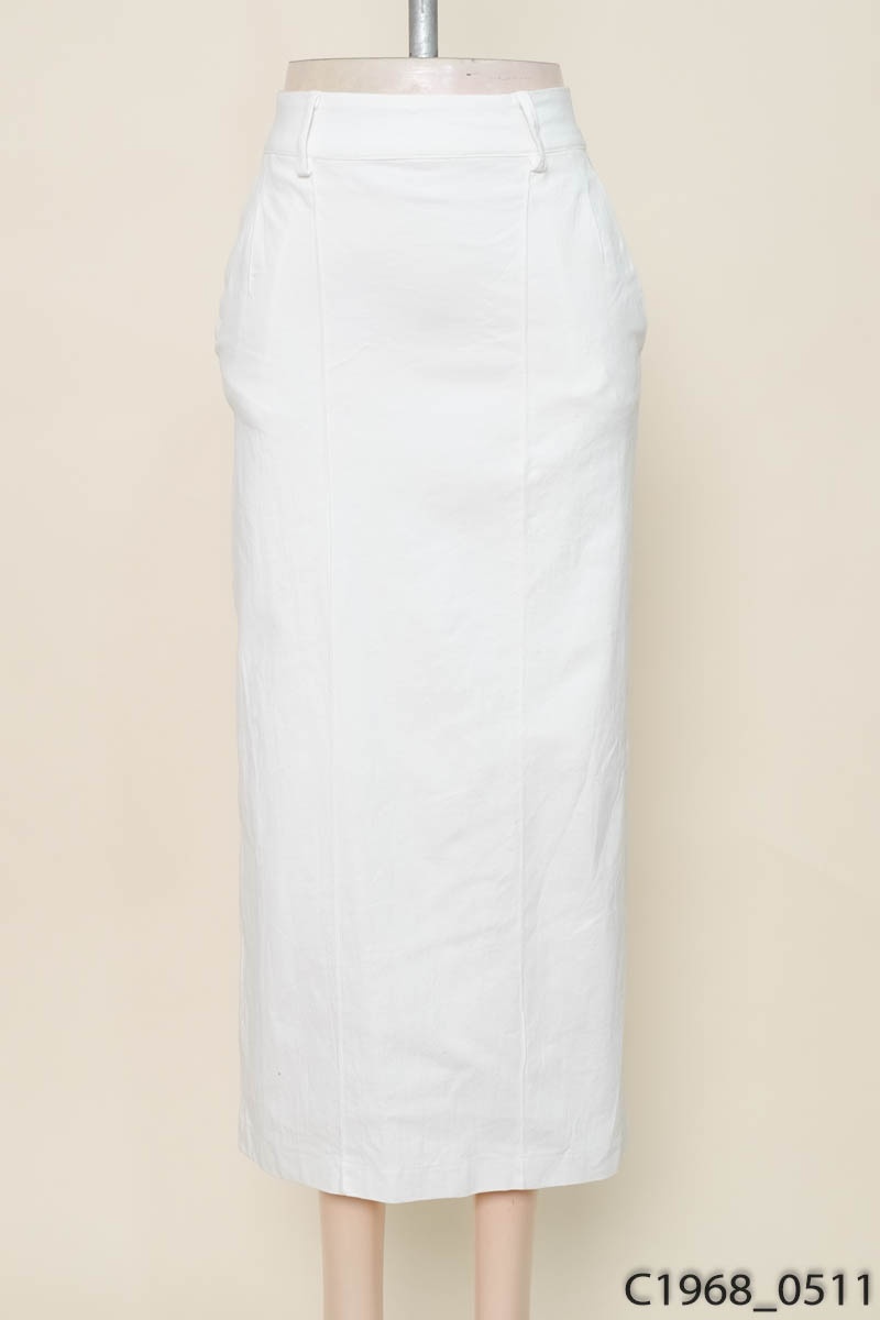 GYO MADE - Chân váy trắng