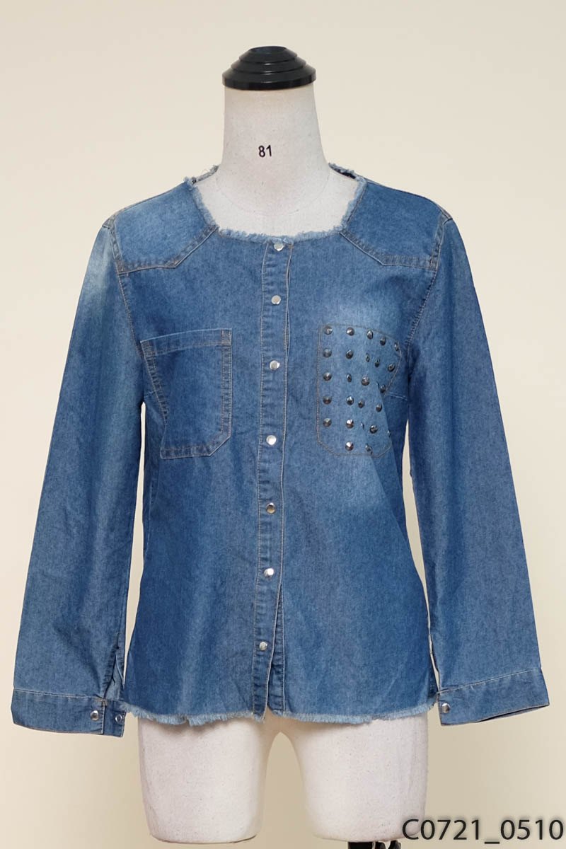 Áo jeans cúc bấm