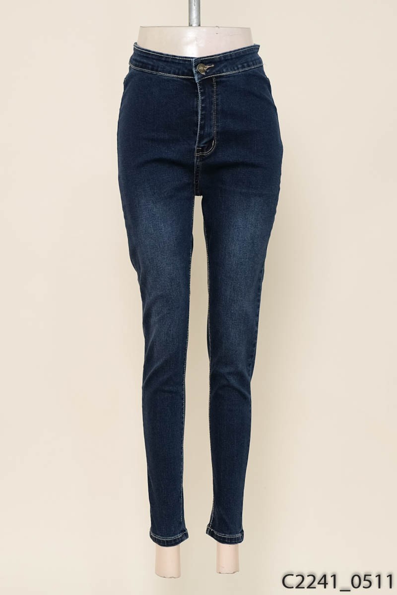 Quần jeans xanh