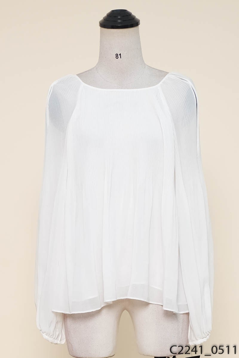 Áo trắng khoét vai Zara