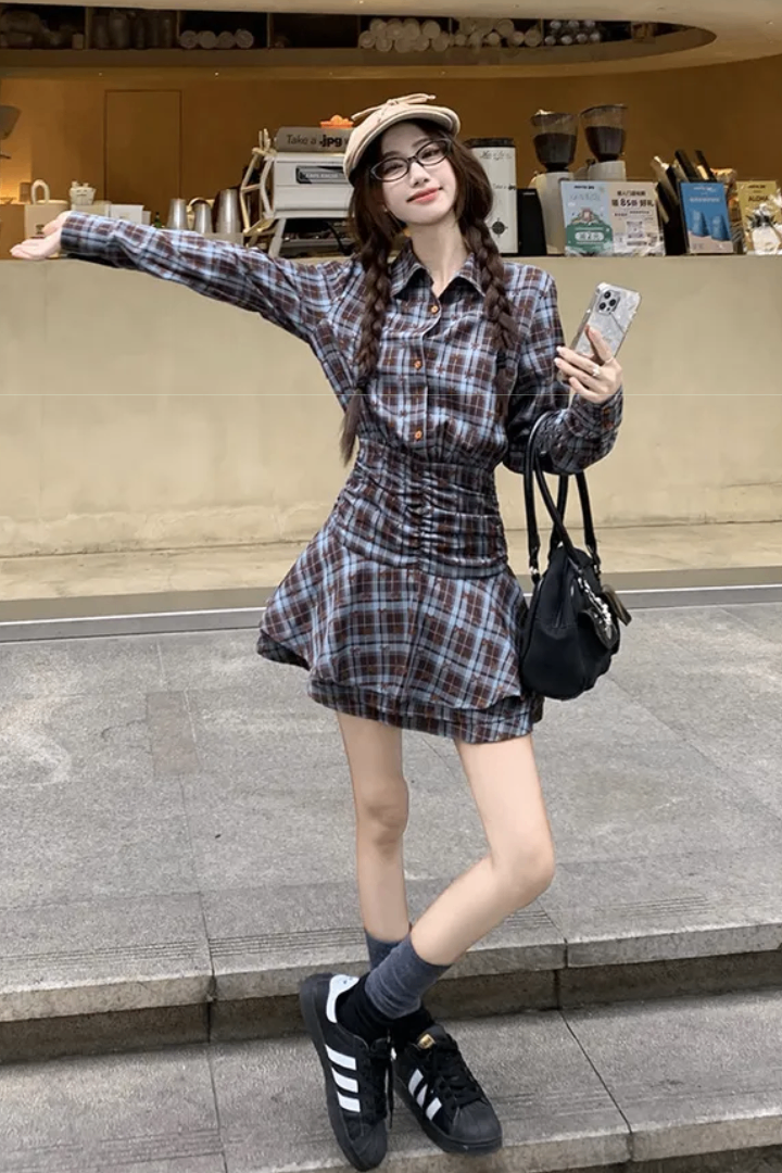 Đầm xanh caro