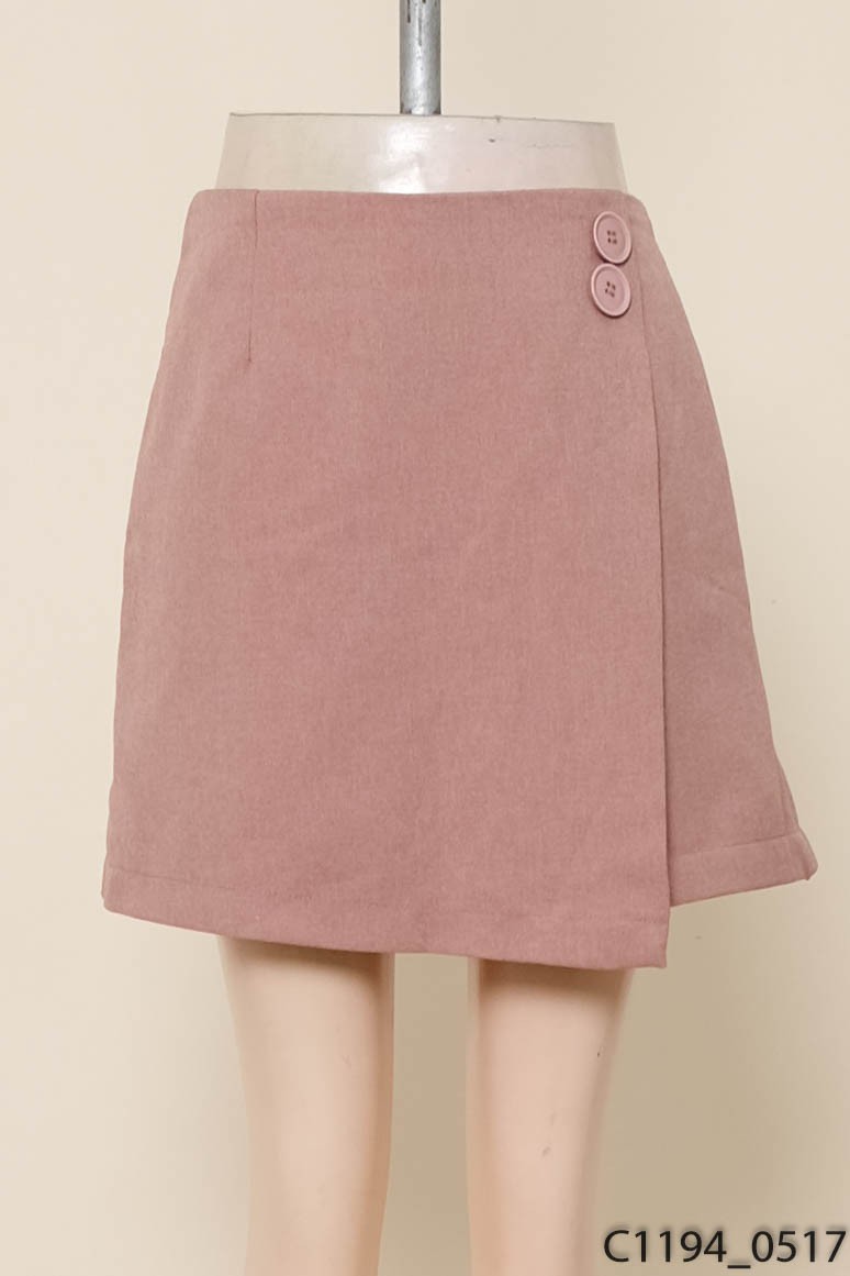 Quần shorts hồng