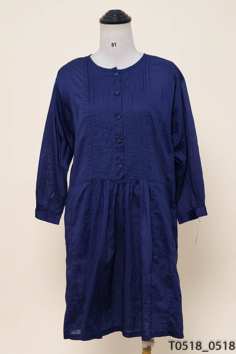 Đầm xanh dài tay Uniqlo