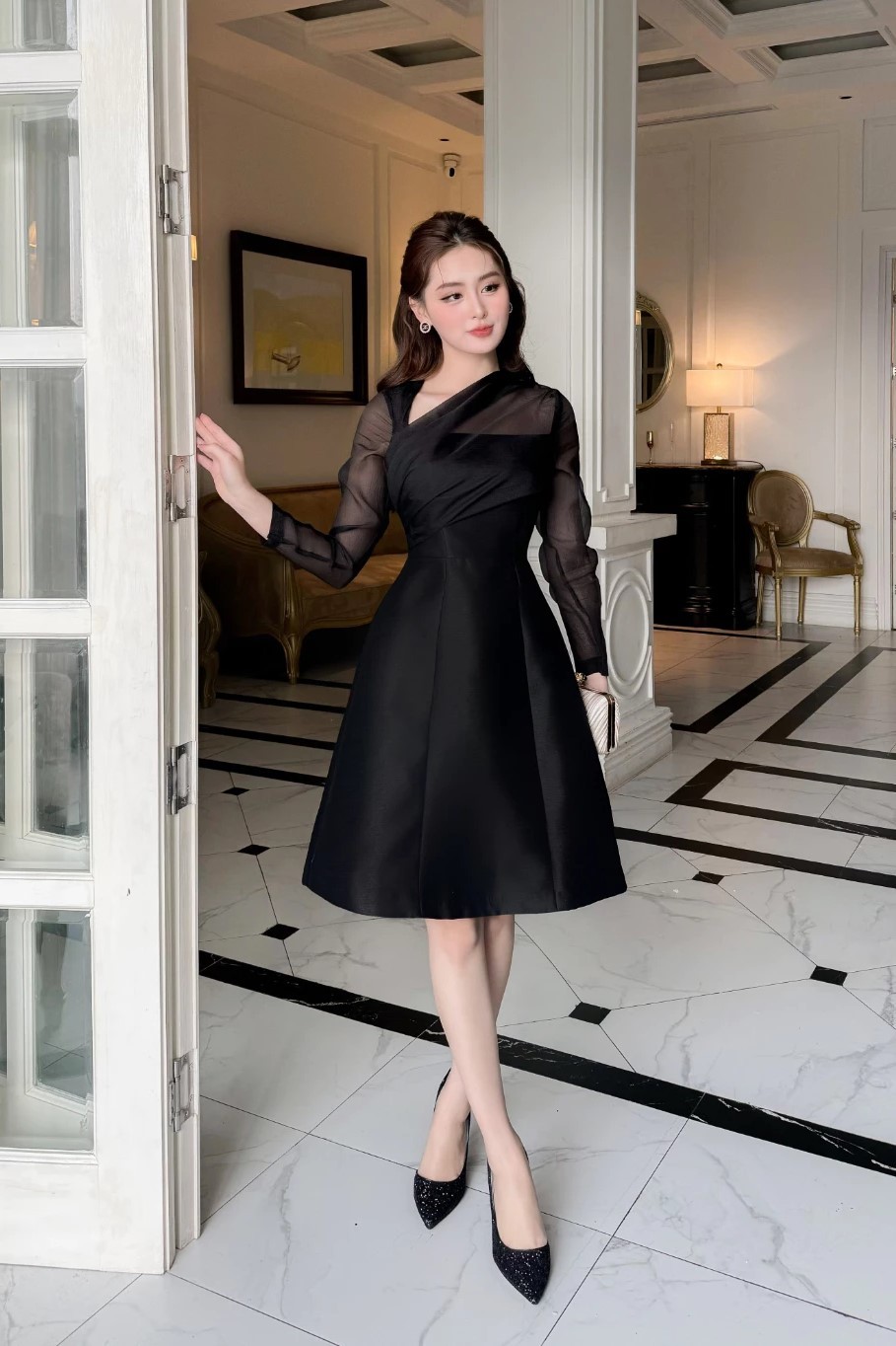 YAME- Đầm đen New Tags