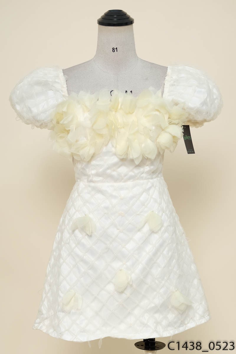 ME DESIGN- Đầm trắng tay bồng