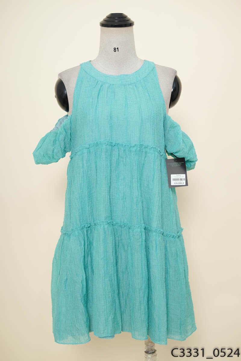 Đầm xanh tay bồng