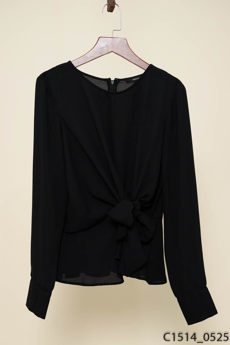 Áo voan đen Forever 21