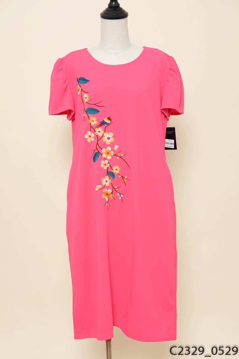 Đầm hồng thêu hình New Tags