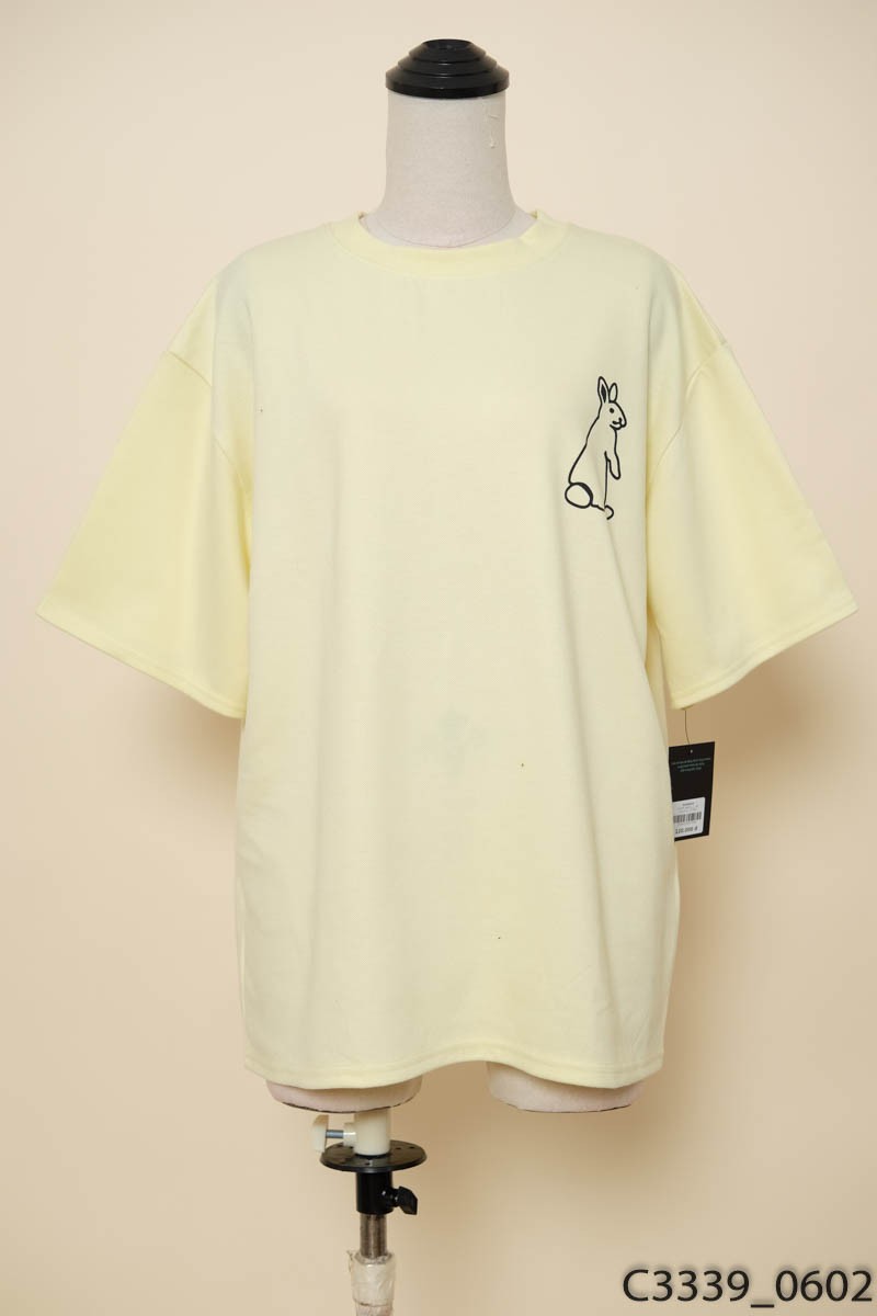 Áo vàng hình thỏ New Tags