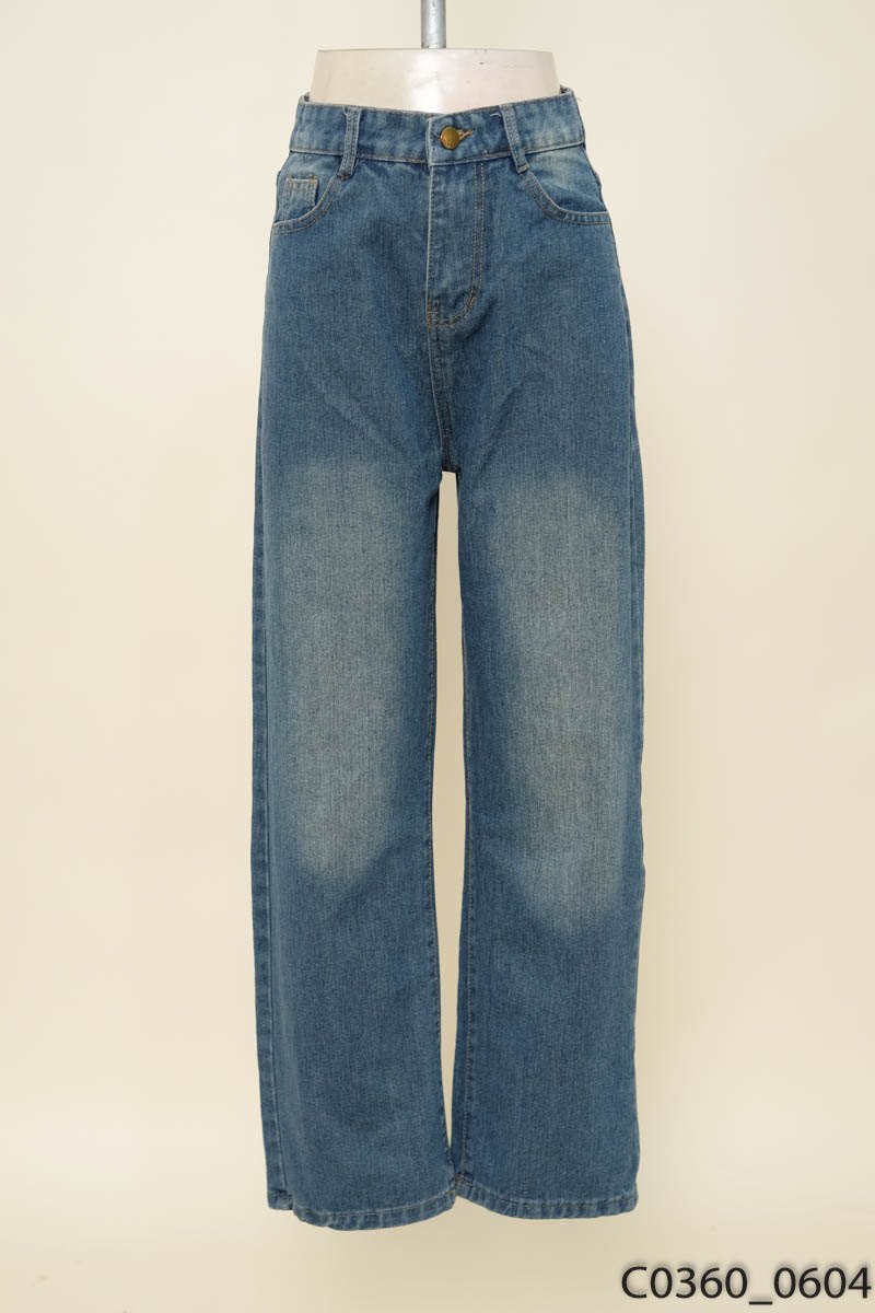Quần jeans ống đứng