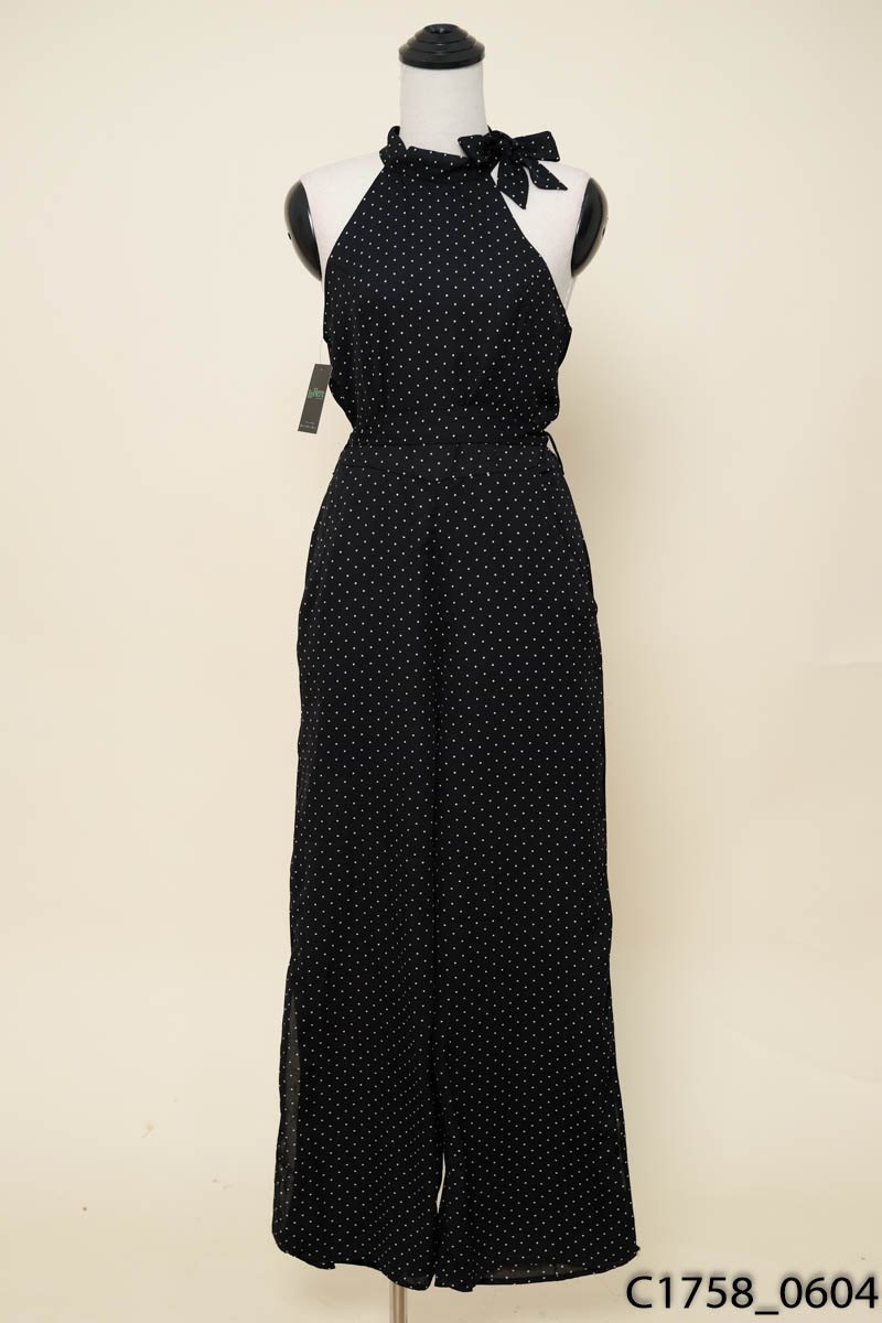 Jumpsuit đen chấm bi